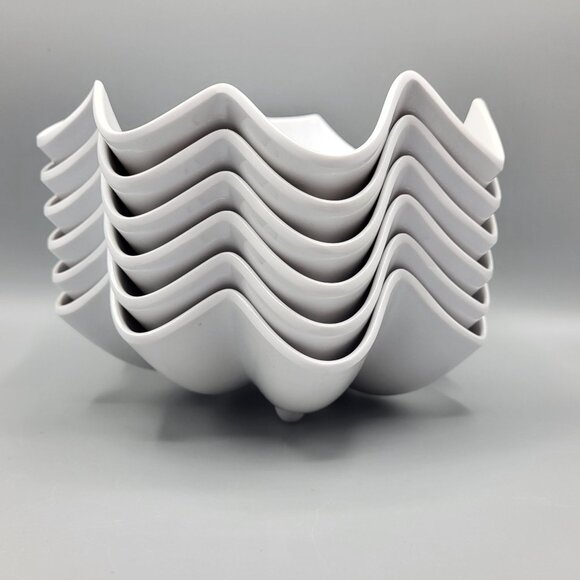 Clam Shell Shaped Serving Bowl with 6 Individual Bowls Melamine Pearl White - Picture 13 of 16